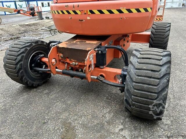 Przegubowa teleskopowa platforma robocza JLG 450AJ (3216)