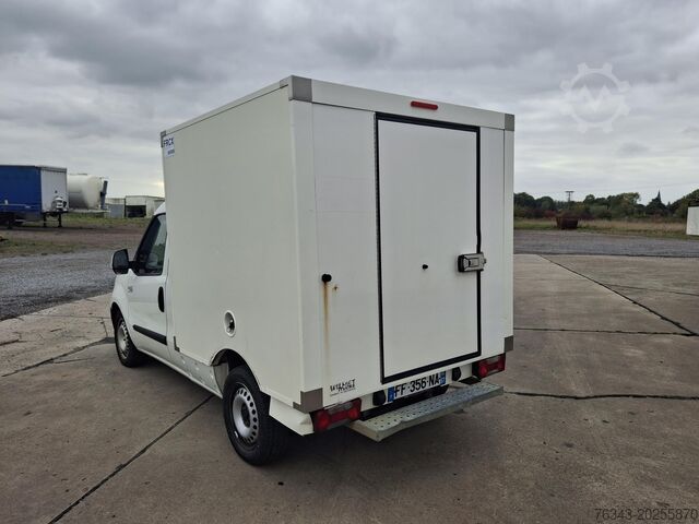Soğutmalı minibüs FIAT DOBLO 16.MJT 105 - E6 - FRIGO/CONGEL