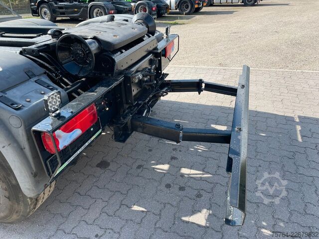 Autocamion cu cârlig pentru containere MAN TGS 35.440 / HIAB XR26.59 / 8x4 /Gelenkt/ 67 tkm