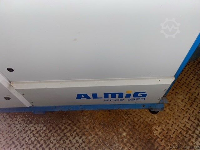 PSA-zuurstofgenerator vervaardigd door Oxymat in 2012 OXYMAT O500