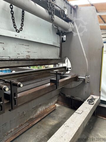Présfék Casanova XCN 20 300t x 4100mm