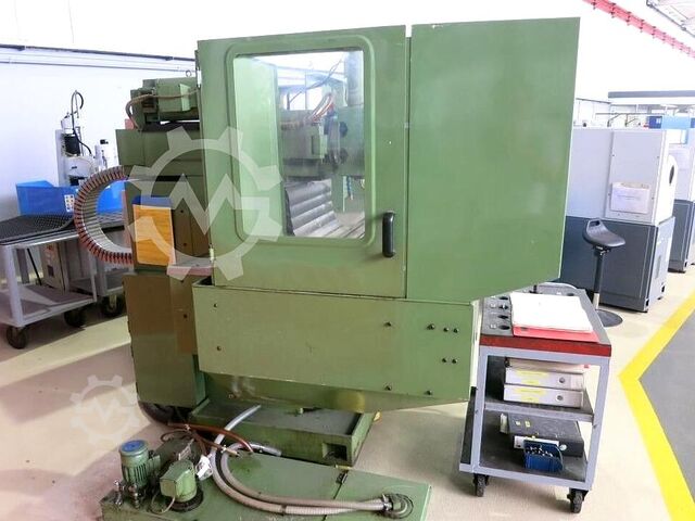 Universell fräs- och borrmaskin HERMLE UWF 721