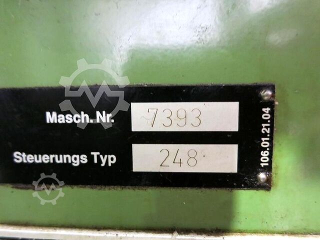 Universell fräs- och borrmaskin HERMLE UWF 721