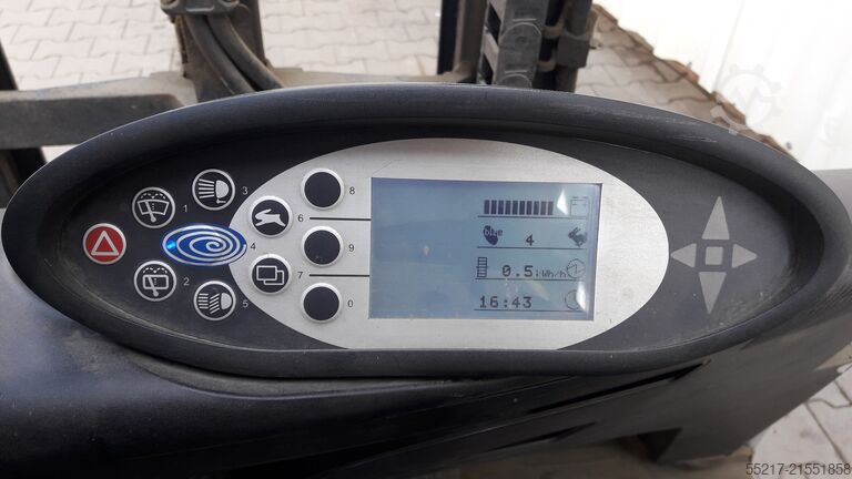 Gaffeltruck ID-nr. E00428 STILL RX20 - 18