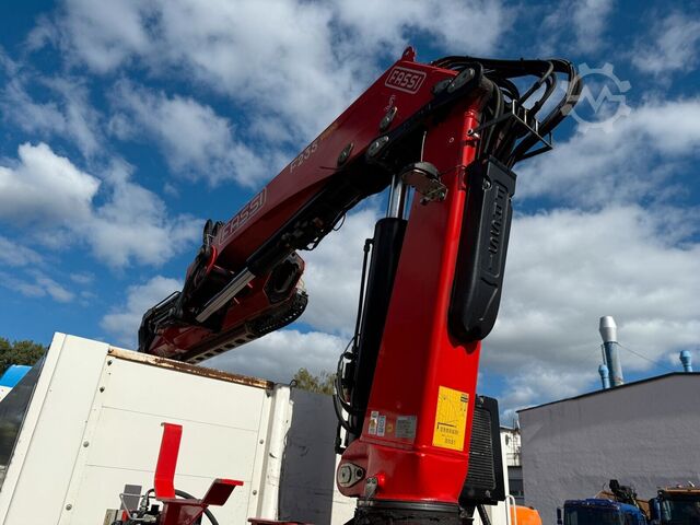 Ciężarówka z płaską platformą MAN TGX 26.470 Euro 6 Abrollkipper mit Ladekran