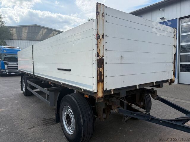 Ciężarówka z płaską platformą MAN TGX 26.470 Euro 6 Abrollkipper mit Ladekran