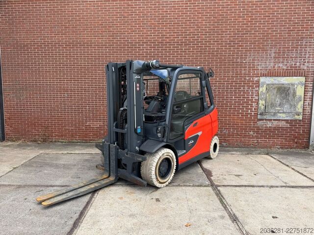 Elektrische vorkheftruck met 4 wielen Linde E50HL-01/600