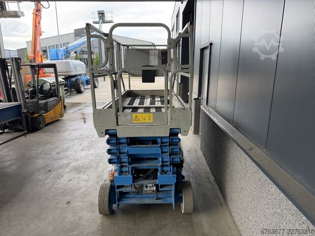 JLG 2646ES ψαλιδωτή πλατφόρμα ανύψωσης, ψαλιδωτός ανυψωτήρας, 2006 / 975 ώρες, 10 μέτρα ύψος εργασία JLG 2646ES schaarlift schaar hoogwerker 2006 / 975uur 10mtr werkhoogte
