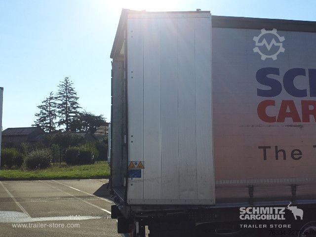 Semi-remorque bâchée Schmitz Cargobull Semitrailer Curtainsider Standard