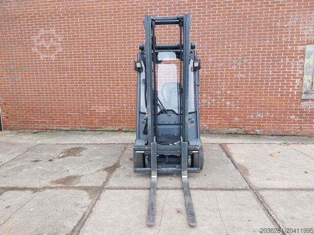 Ηλεκτρικό περονοφόρο 3 τροχούς Linde E15-02