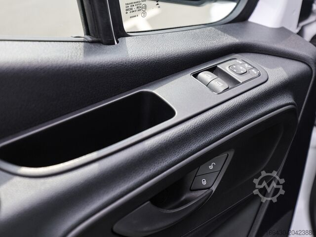 Kleinbus Mercedes-Benz Sprinter 317 CDI Mixto L2H2 MBUX Navi Kamera