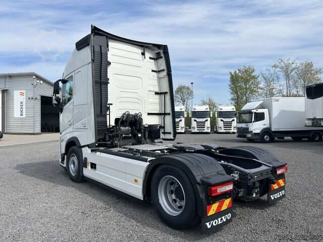 Trattore stradale standard Volvo FH 500 Aero Euro 6 Globe XL Leder Mikrowelle