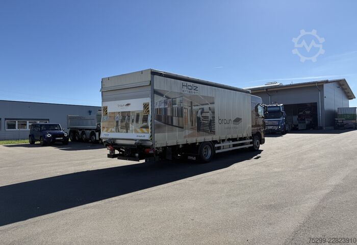 Flaklastbil med kapell DAF XF 105.410 4x2 Plane/HB / Swiss-Vehicle