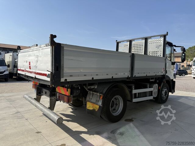 Camión volquete trilateral Iveco Eurocargo 140E18
