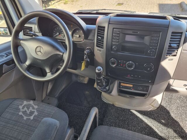 Teherautó Mercedes-Benz Sprinter 516 CDI Kipper Euro 6 Hijskraan 250 kg