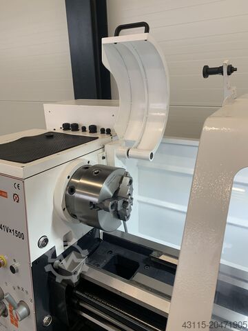 Tokarka centralna ToRen CD 6241 x 1500V