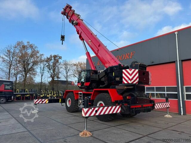  Terex RT100