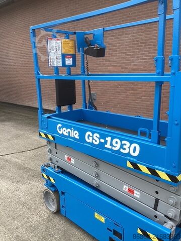 Gebruikte schaar hoogwerker Genie GS1930(nieuwe batterijen) GENIE GS1930
