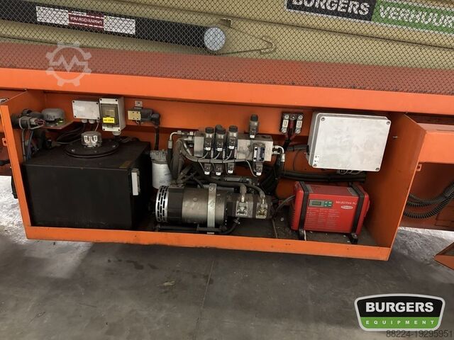 Scissor lift Holland Lift X-105 EL18