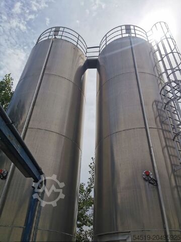 2 x 50 m³ aluminium storage silos, diameter 3,000 mm Eichholz