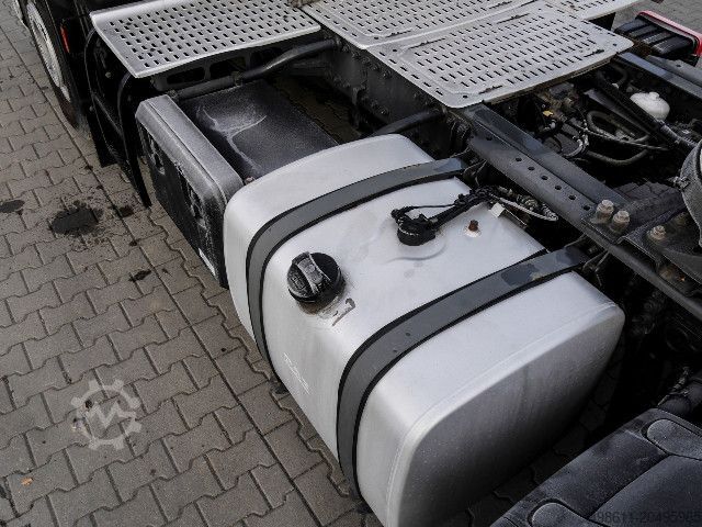 Gevaarlijke stoffen vrachtwagen DAF XF 530 FT SPACE CAB + INTARDER + ADR AT FL EX