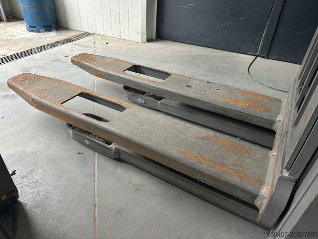 Pallet Stackers Jungheinrich ERC 212 li-ion 4.7m/ 2021y/ 4499mh