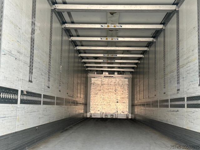 Chladírenský návěs SCHMITZ CARGOBULL SKO 24L * DOPPELSTOCK * LIFT * NEUER MOTOR* ALU*