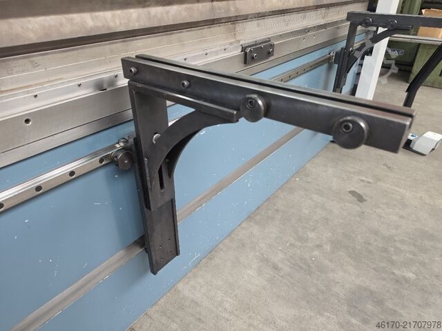 Abkant presă Durma AD S 30135