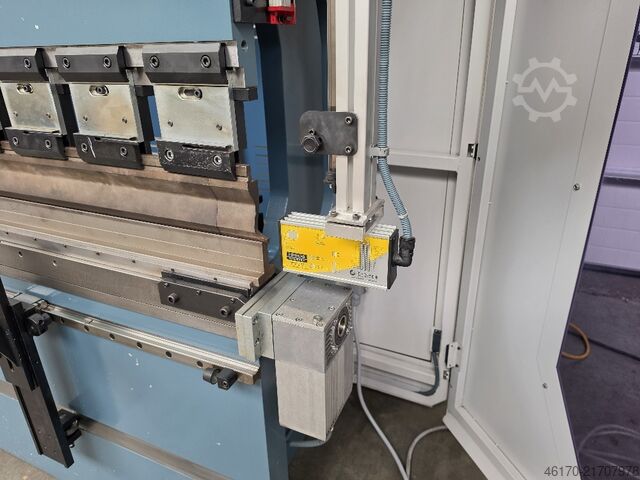 Abkant presă Durma AD S 30135