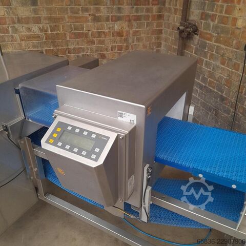 2009 Sartorius MDP+ metaaldetector met transportband Sartorius MDP+