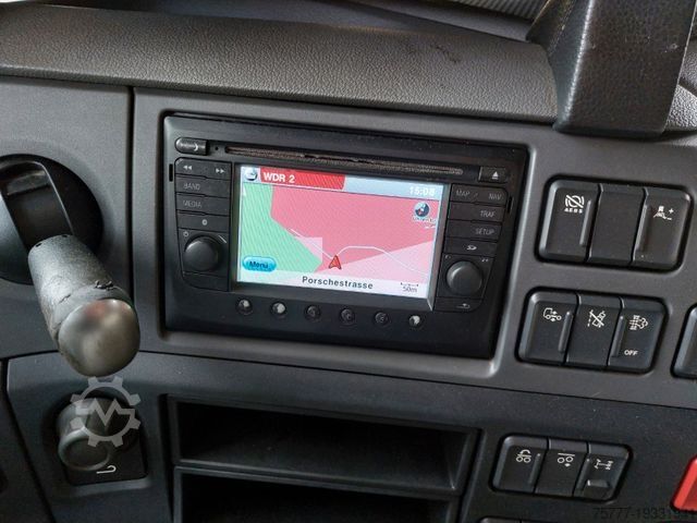 Jumbo vrachtwagen DAF XF106-460 SC Jumbozug-Durchlade-Getränke-Intard