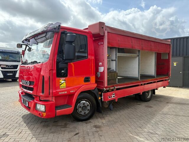 Posuvná plachta Iveco EUROCARGO 90E18 + EURO 5 + LOW KM + 3 STOELEN