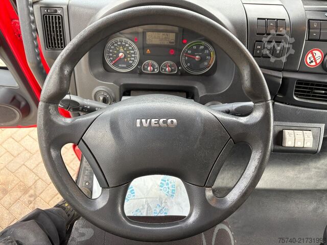 Posuvná plachta Iveco EUROCARGO 90E18 + EURO 5 + LOW KM + 3 STOELEN