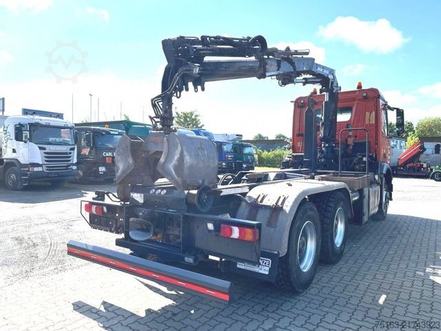 Hakowiec MERCEDES-BENZ Arocs 2643 L 6x4 Abrollkipper mit Kran Funk+Grei