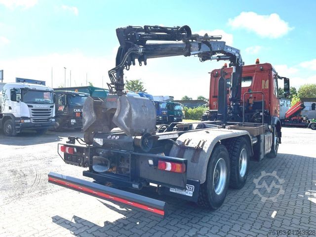Żuraw samochodowy MERCEDES-BENZ Arocs 2643 L 6x4 Abrollkipper mit Kran Funk+Grei