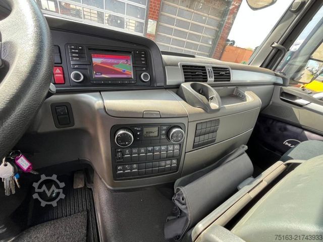 Abrollkipper MAN TG-S 26.440 6x2-2 BL Abrollkipper Schub/Knickarm