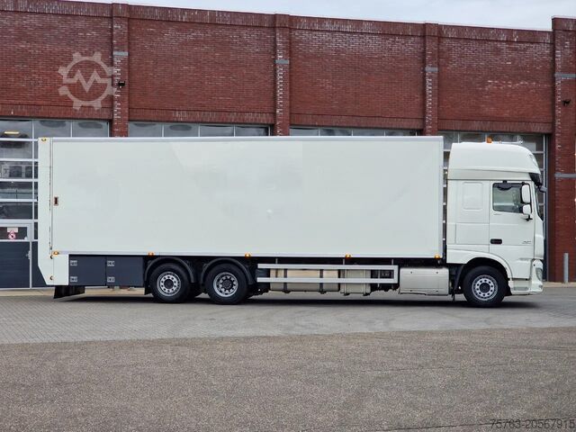 Viehtransport DAF XF 440 SuperSpaceCab 6x2*4 - 2 deck Closed Live...