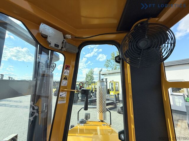 Carrello elevatore a 4 direzioni Combilift C4000 / GAS / DUPLEX 4100 / POSITIONER