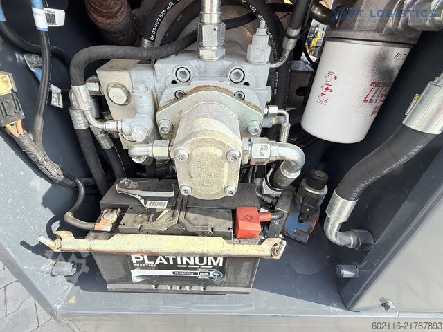 Carrello elevatore a 4 direzioni Combilift C4000 / GAS / DUPLEX 4100 / POSITIONER