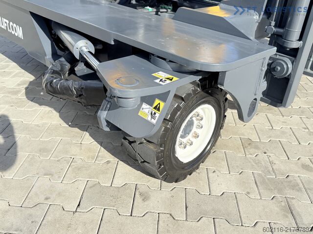 Carrello elevatore a 4 direzioni Combilift C4000 / GAS / DUPLEX 4100 / POSITIONER