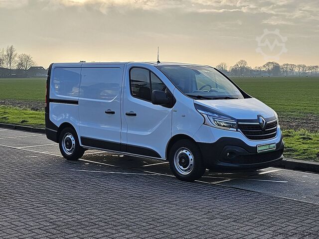 Stationvogn med højt tag RENAULT TRAFIC 2.0 DCI L1H1 2xZijdeur 145Pk