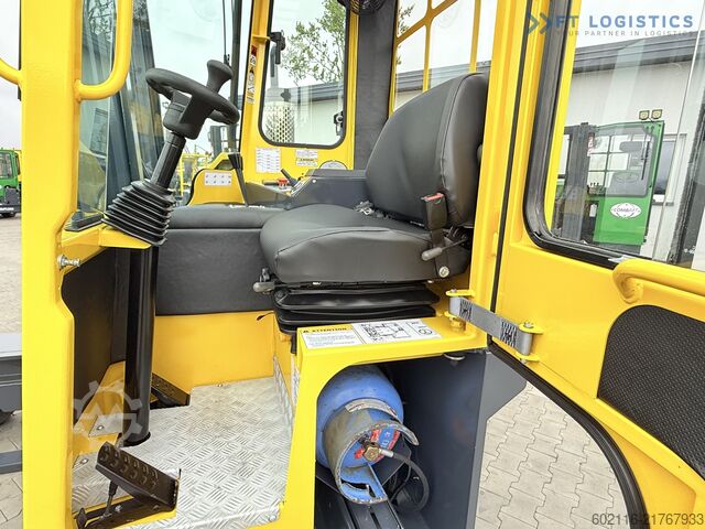 Carrello elevatore a 4 direzioni Combilift C4000 GAS DUPLEX 4600 FREE-LIFT CABIN