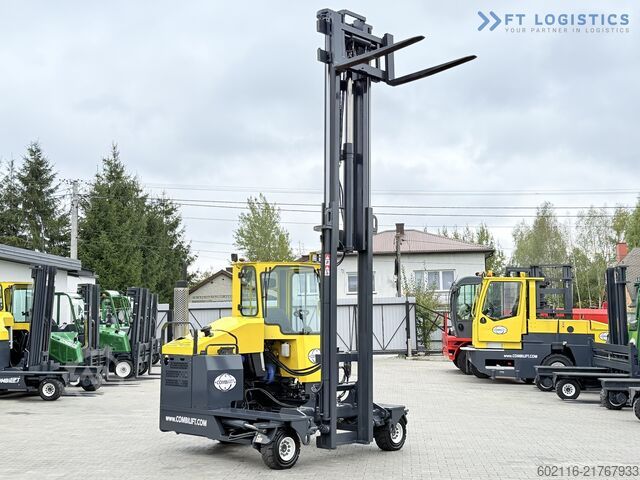 Carrello elevatore a 4 direzioni Combilift C4000 GAS DUPLEX 4600 FREE-LIFT CABIN