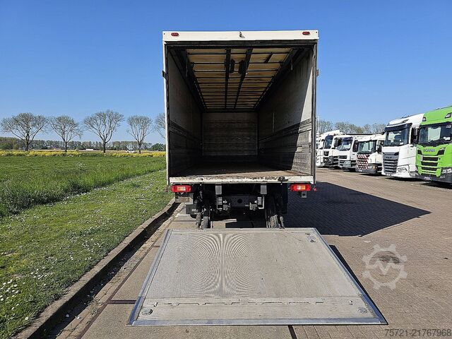 Mala RENAULT T 460 6X2 STEERAXLE LIFT