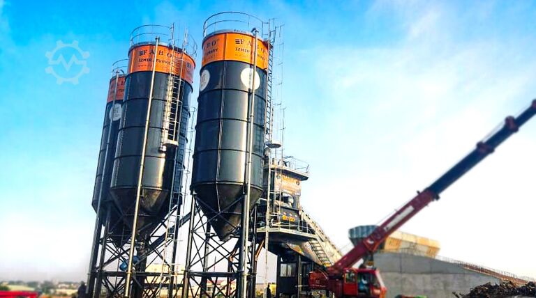 Usina de concreto / central de concreto FABO Concrete Batching Plant 160 m3 Compact Concrete Batching Plant
