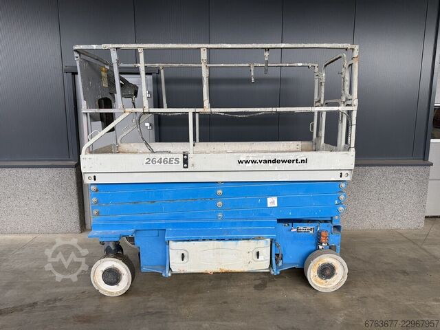 JLG 2646ES Scherenarbeitsbühne, Baujahr 2006, 1.300 Betriebsstunden, 10 m Arbeitshöhe. JLG 2646ES schaarlift schaar hoogwerker 2006 / 1300uur