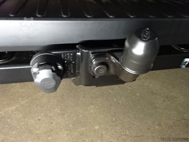 Autospecială de pompieri FORD Transit 350 L3H2 Trend Kombi MTW Stndhzg 2xKlima