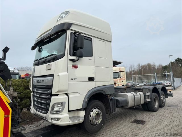 Wechselfahrgestell LKW DAF DAF XF 480 6X2 SSC Retarder 2xTanks Lift