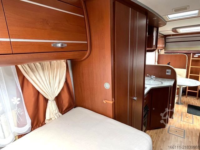 Alkoof camper DETHLEFFS A 9000 XXL - Einzelbetten -  - AHK