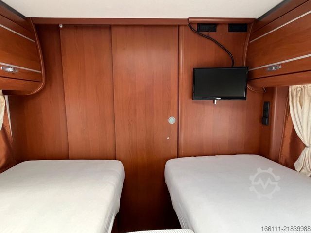 Alkoof camper DETHLEFFS A 9000 XXL - Einzelbetten -  - AHK